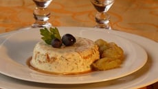 Terrine de girolles et sa compotée de raisins