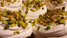 Meringue aux pistaches