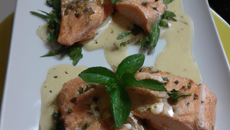Filets de saumon aux 2 sauces