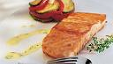 Saumon léger à la truffe crémeuse.