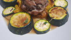 Timbale d'agneau aux courgettes