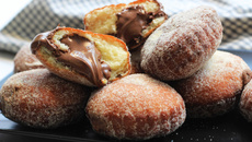 Beignets fourrés à la pâte à tartiner