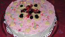 Gâteau aux fruits rouges maison