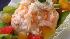 Salade de crabe exotique