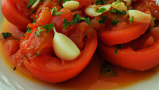 Tomate à l'ail