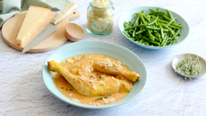 Cuisses de poulet à la crème d’amandes et haricots vert à l’ail