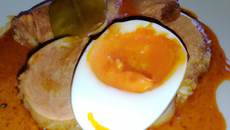 Poitrine de veau aux œufs