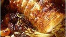 Rôti de porc aux abricots
