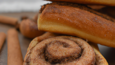 Pain au chocolat et cannelle