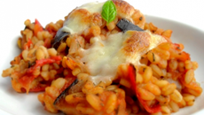 Gratin d'Ebly aux tomates, aubergines & mozzarella