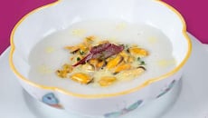 Velouté de riz arborio, moules au citron confit et curry