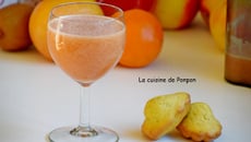 Jus d'orange, pamplemousse, kiwi et sirop d'amour