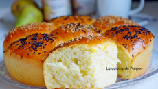Pain de Radia aux graines de sésame dorées et noires