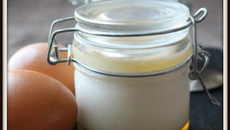 Petits pots de crème aux œufs et caramel d'érable