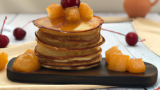 Blinis au sucre, fruit caramélisés