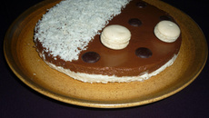 Duo de mousse de macarons et crème de chocolat