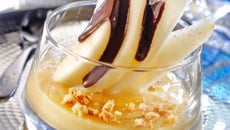Délice de poires, crème d'amande et chocolat