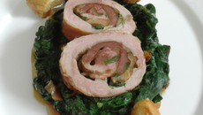 Roulade de lapin aux épinards et foie gras