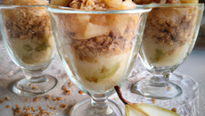 Crumble de poires confites en verrine