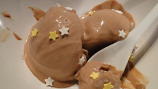 Glace au chocolat noir