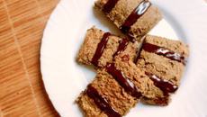 Biscuits vegan et fitness à la banane et au chocolat