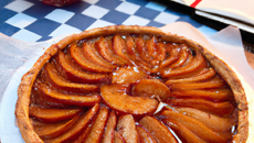 Tarte aux poires et à la réglisse craquante