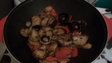 Wok de pommes de terre et de poivrons