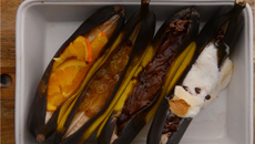 Bananes fourrées et cuites au four
