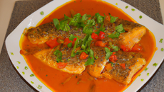 Poisson cuit au bouillon de paprika