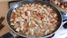 Poulet à l'ananas et aux poivrons