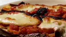Aubergines Provençales gratinées à la mozzarella cacette
