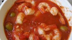 Crevettes à la sauce tomate épicée