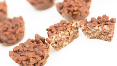 Bouchées craquantes au praliné et au riz soufflé