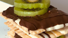 Millefeuille au chocolat et au kiwi