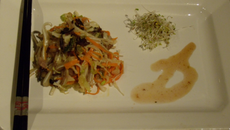 Salade tiède d'oreille de cochon