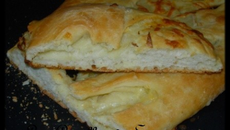 Fougasse oignon crème et gruyère
