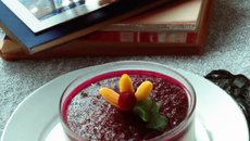 Mousse de tapioca au coulis de fruits rouges