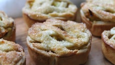 Mini apple pies