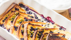 Brioche perdue Harrys, citron, myrtilles & St Môret®