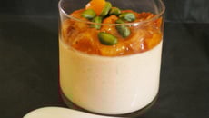 Panna cotta au lait de soja et abricot