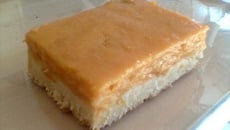 Carrés à l'abricot et sa pâte sablée à la noix de coco