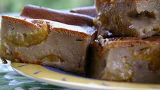 Clafoutis de pain d'épices aux mirabelles