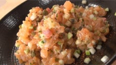 Tartare de saumon aux fruits de la passion