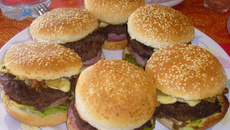 Hamburger maison sauce spéciale