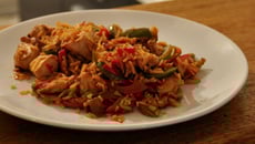 Poêlée aux deux poivrons, poulet, riz basmati et sauce soja