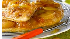 Tarte Tatin aux pêches blanches d'ici