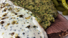 Steak au poivre vert et boursin