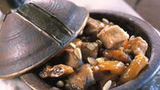 Tagine de porc aux fruits secs