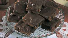 Gâteau facile au chocolat noir façon Brownie