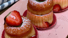 Petits cakes à  la fraise
